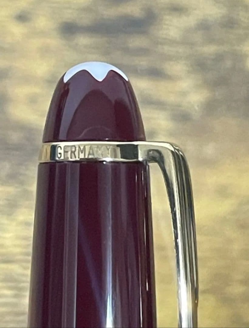 【美品・未使用に近い】モンブラン 144 ボルドー montblanc 万年筆