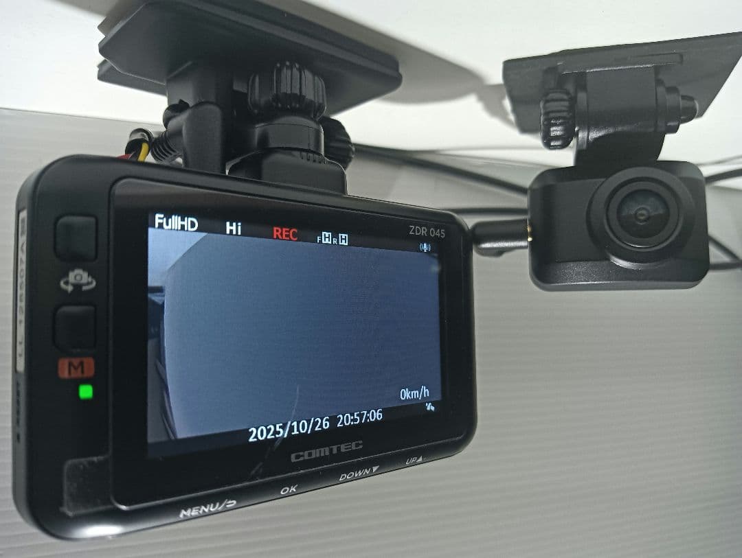 715【作動確認済】コムテックZDR045 前後2カメラGPS搭載 ドラレコ
