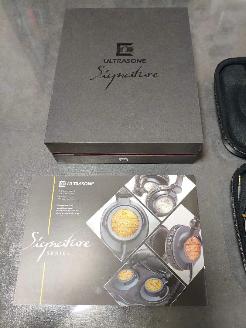 ヘッドホン Ultrasone Signature Master