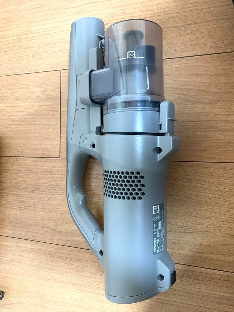 パナソニック　充電式掃除機　MC-SB52K 2021