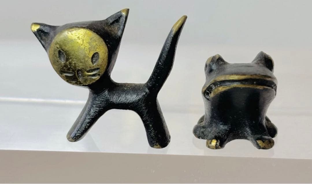 ニャーボー様検討中:カエルとキツネと子猫/ウォルターボッセ