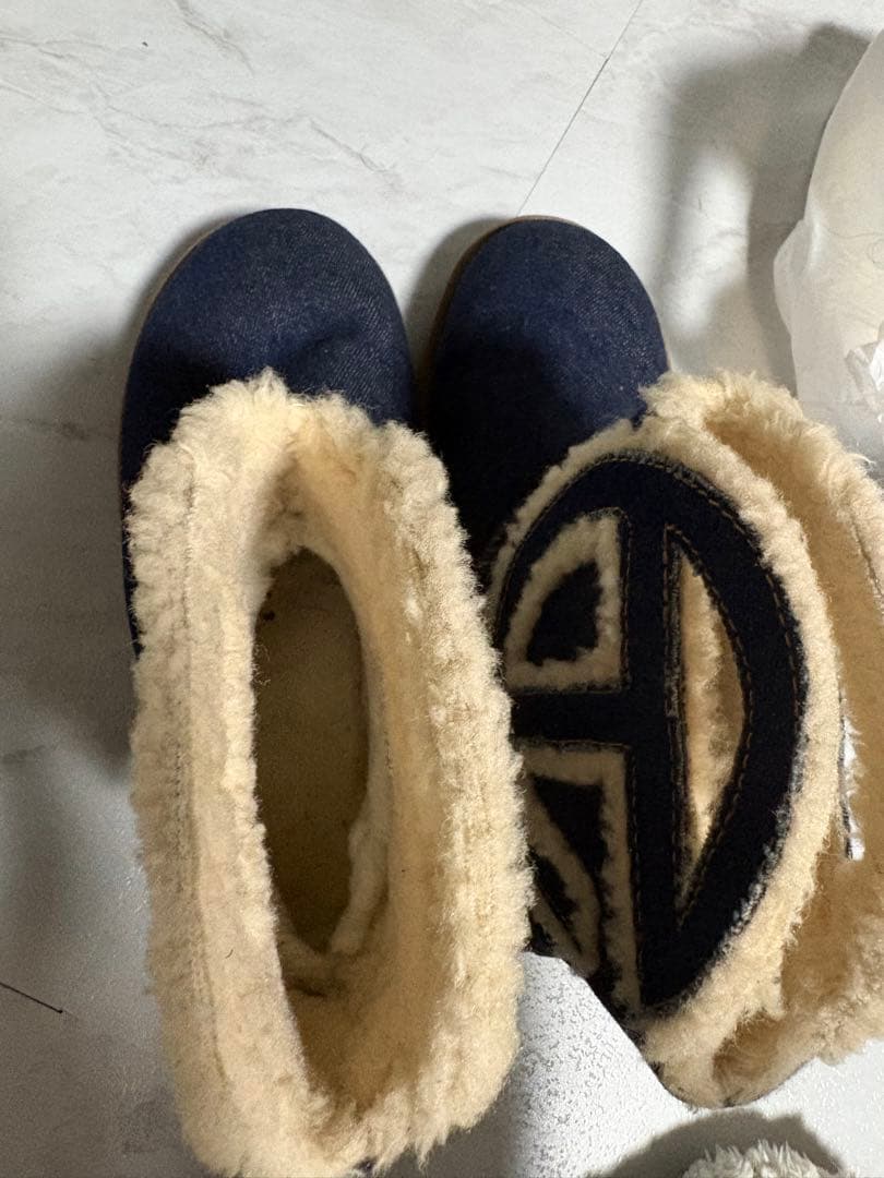 靴 Ugg Telfar Shoes Boots