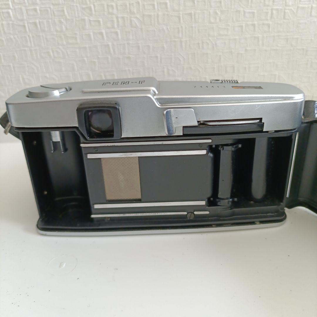 Olympus Pen F フィルムカメラ／ ケース付き
