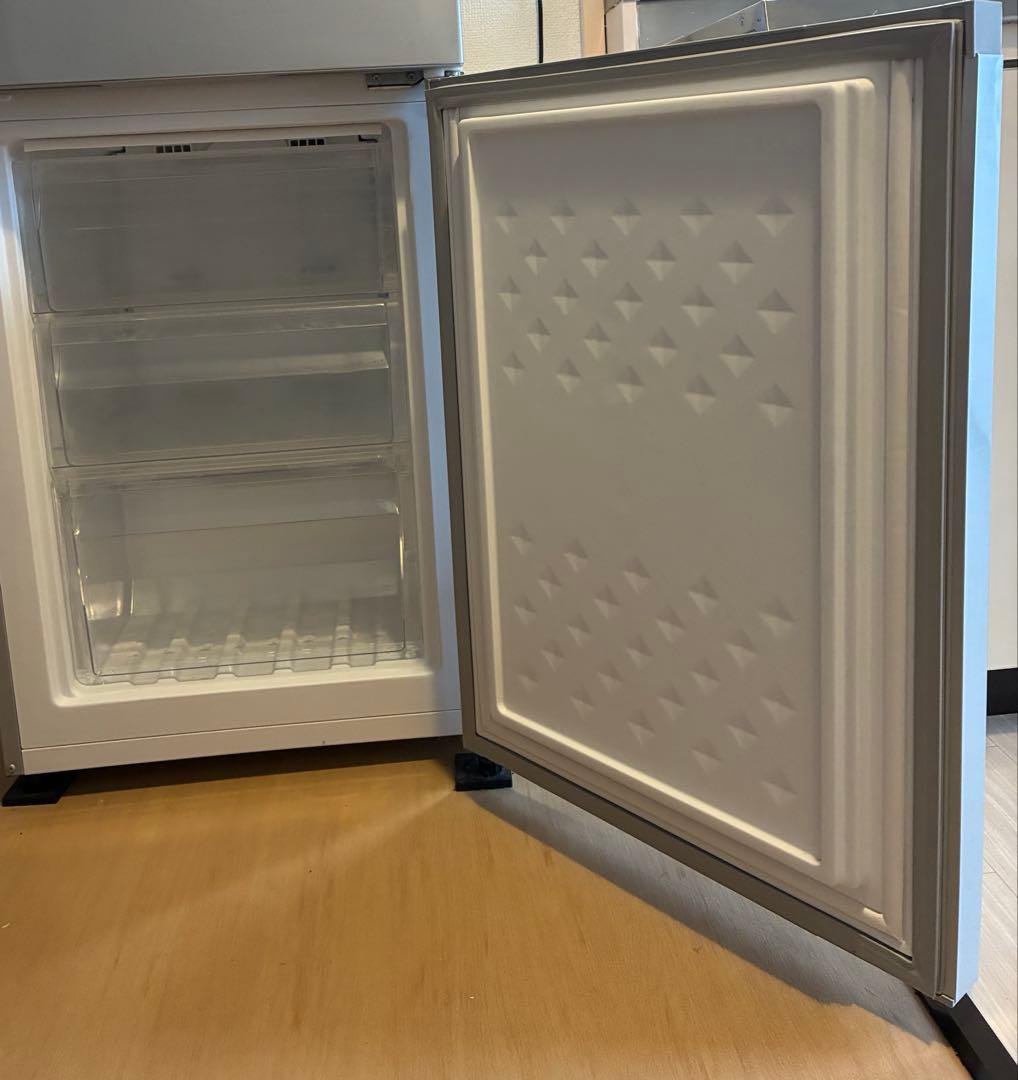 アイリスオーヤマ 冷蔵庫231L IRSN-23A 2023年製 シルバー