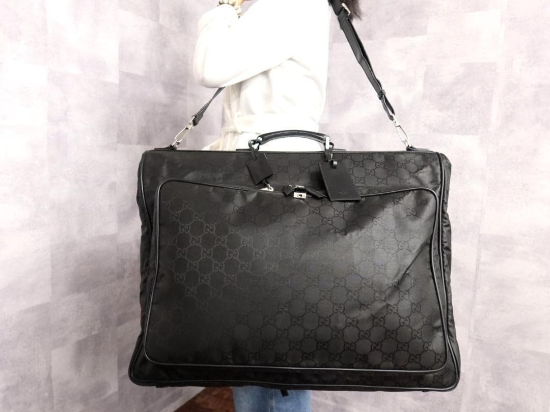 超美品:GUCCI:GGナイロン:カーフ レザー:本革 ガーメントケース