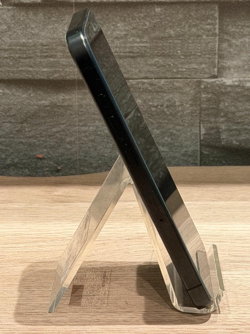 iphone 15 pro ブラックチタニウム 128GB SIMフリー