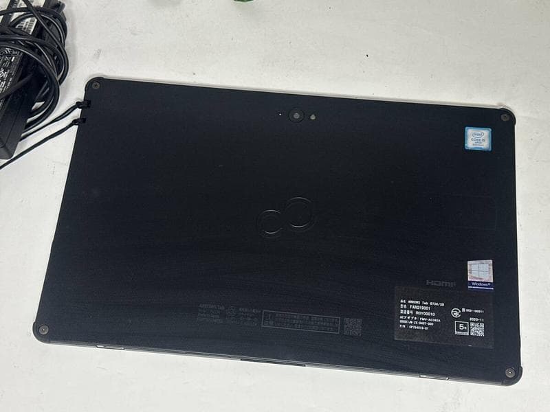 i5-8世代 Win11タブレットPC!!富士通 ARROWS Tab Q738