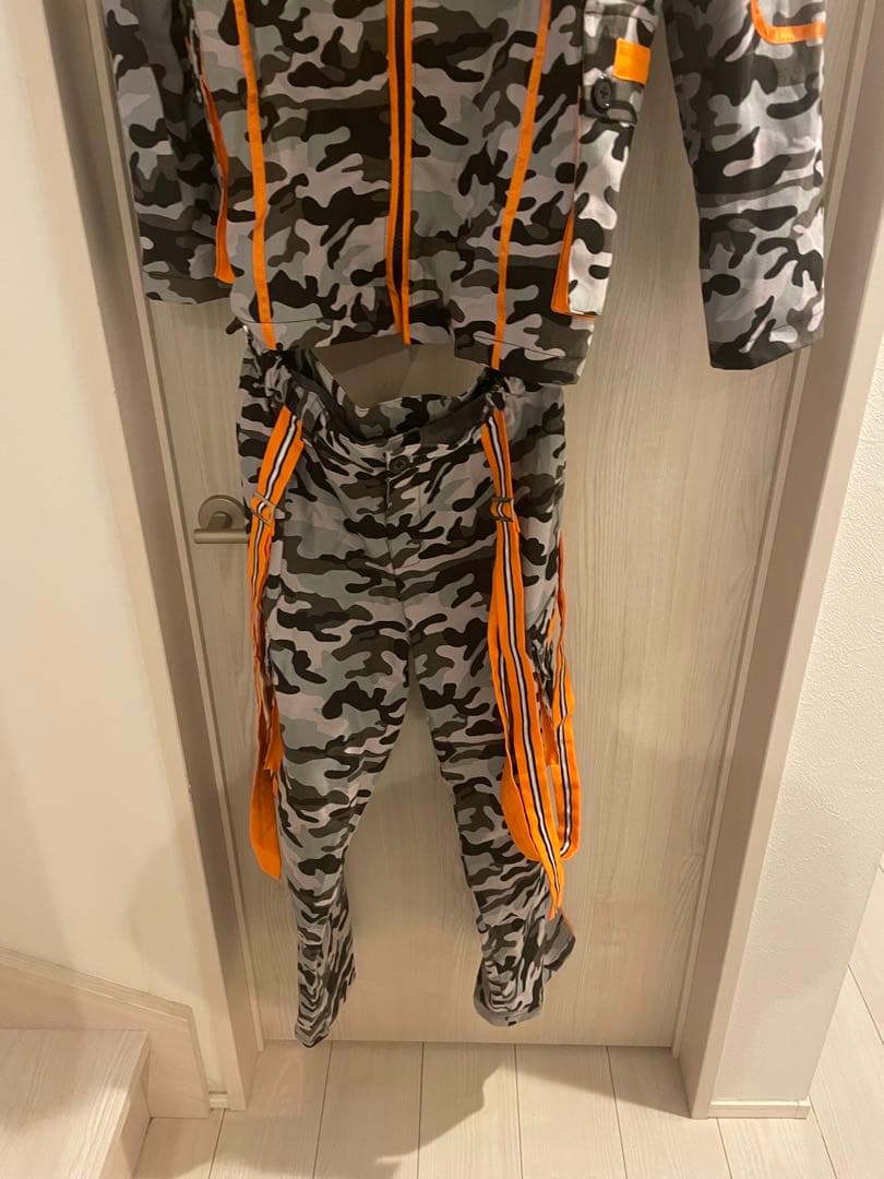 hide 迷彩柄 コスプレ ジャケットとパンツセット　ウィッグ付き
