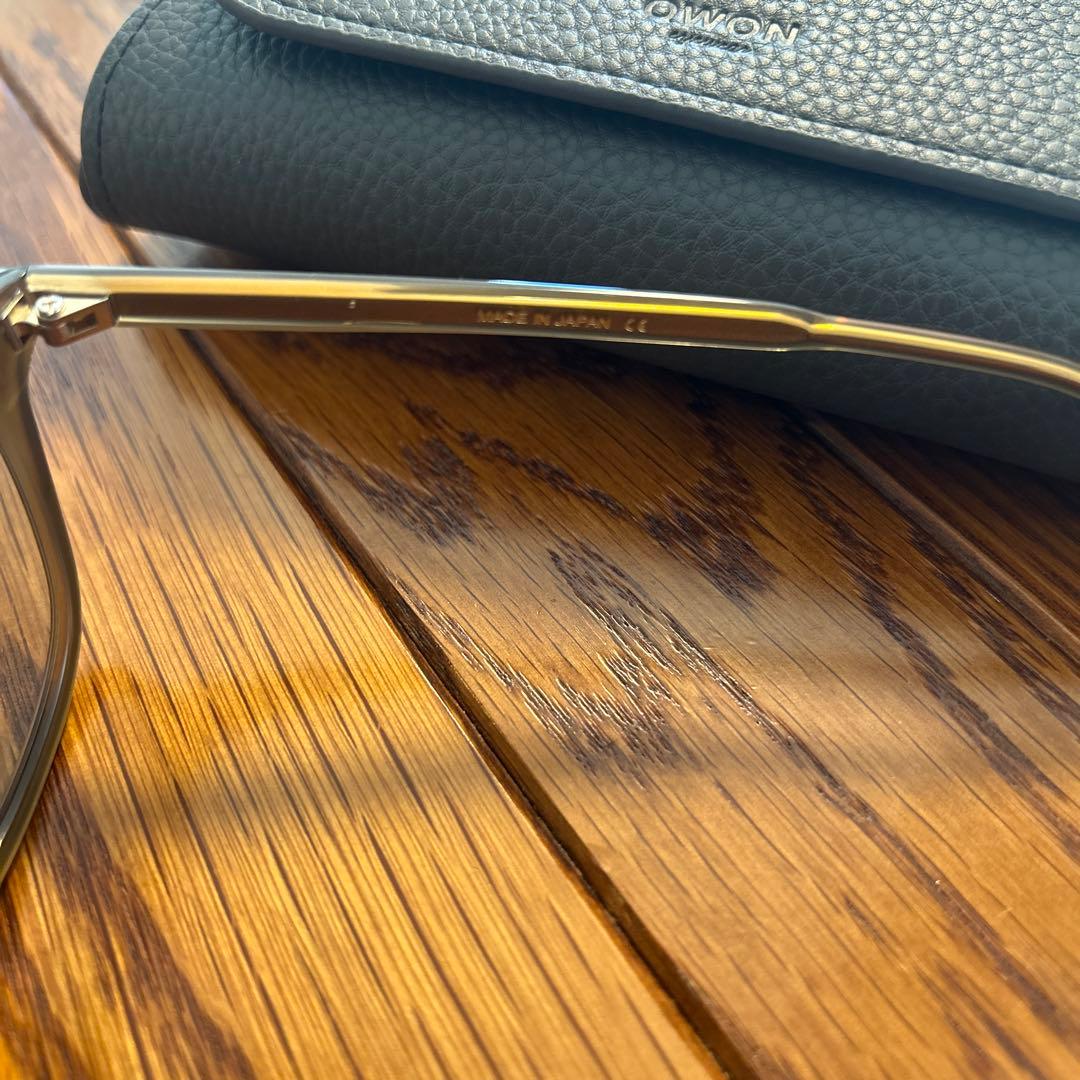 QWON クヲンアイウェア MUTT サングラス ベージュ