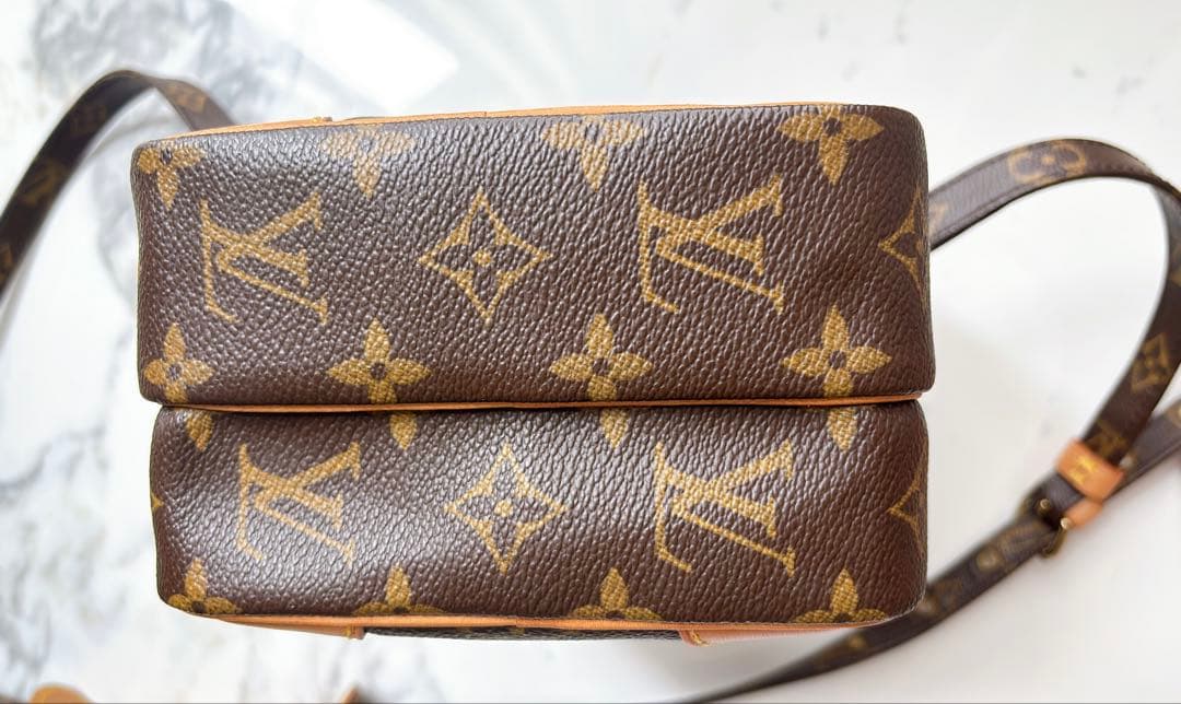 【極美品】ルイヴィトン アマゾン モノグラム ショルダーバッグ クロスボディー
