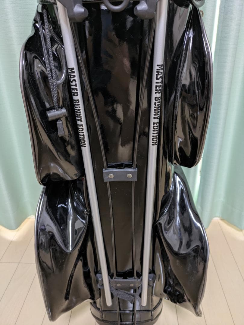 MASTER BUNNY EDITION スタンド式キャディバッグ シルバー