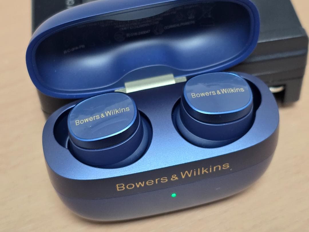 Bowers & Wilkins Pi8 ワイヤレスイヤホン(美品)