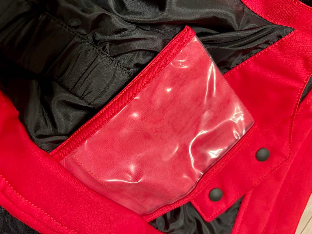 【12/6まで限定値下げ】phenix フード付きスキーウェア 女性用 レッド