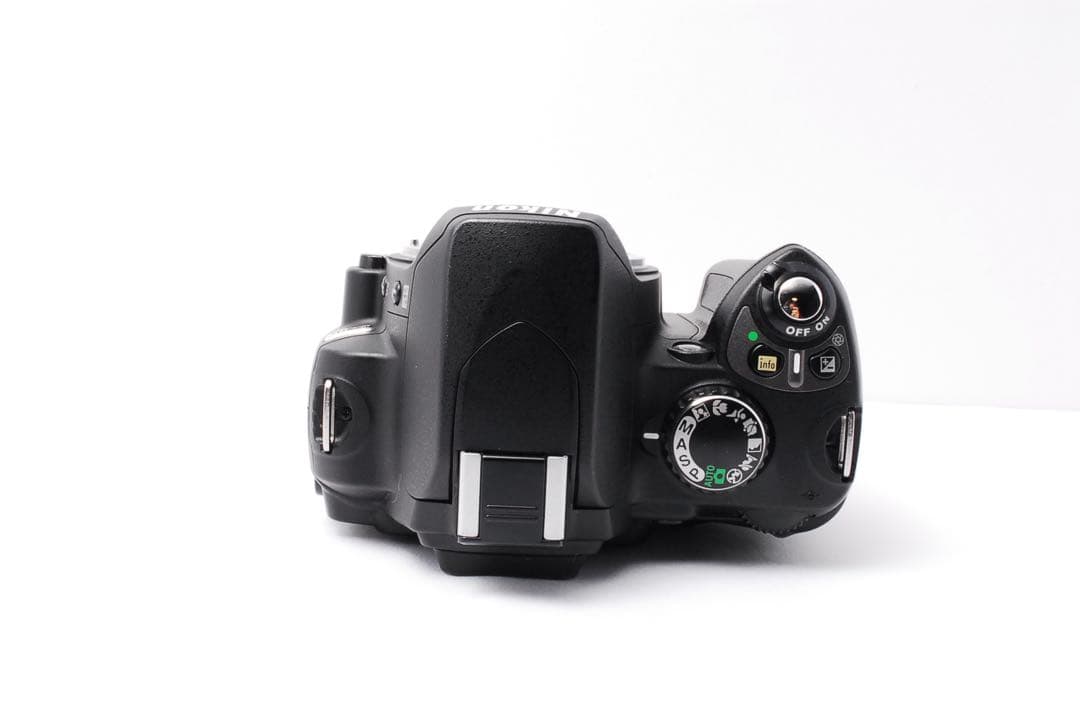 コスパ最強機種❤️Nikon D40X ❤️小型軽量✨一眼レフカメラ