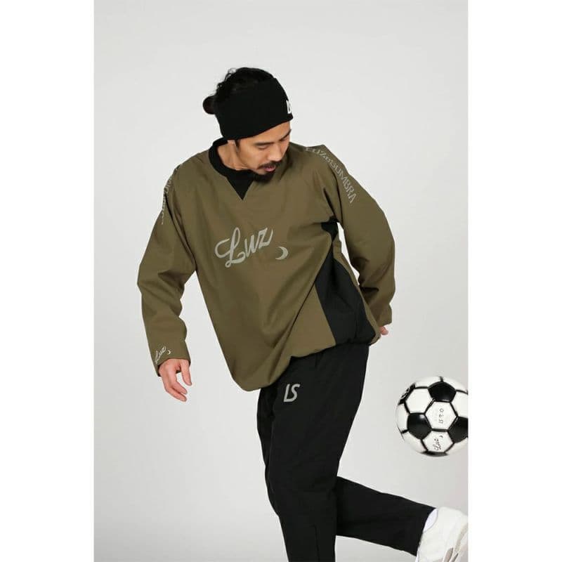 新品LUZe　ルースイソンブラ　STRETCH TAFTA 　撥水防風ジャケット