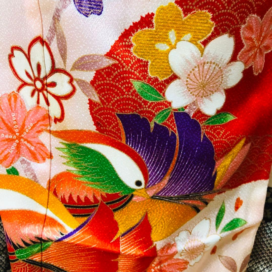 七五三7歳❣️人気赤地黒ぼかし柄❣️古典柄鴛鴦花々金彩煌びやか際立つ完全フルセット❣️