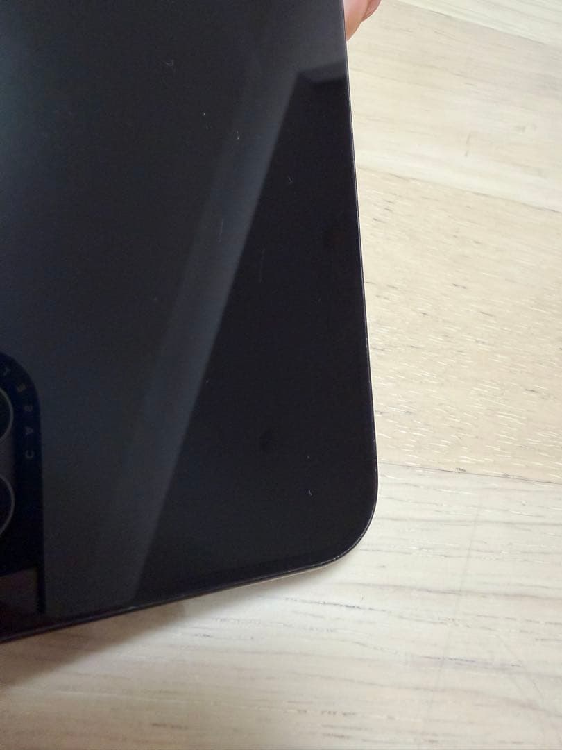 Apple iPhone 15Pro 256GB ブラックチタニウム　本体