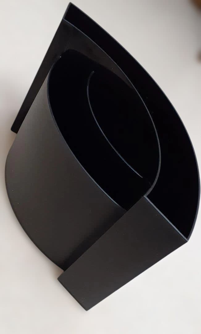 イタリア製　オーセンティクス社 マガジンラック【WAVE】