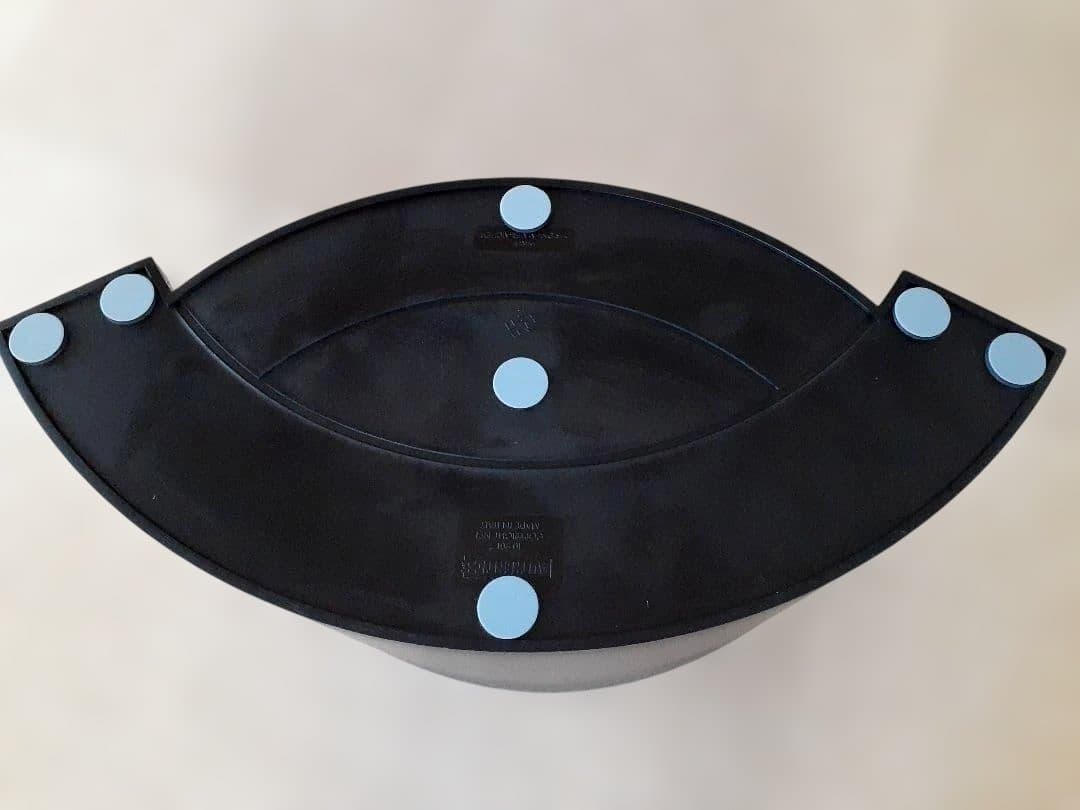 イタリア製　オーセンティクス社 マガジンラック【WAVE】