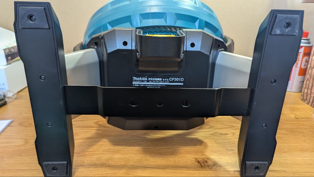 Makita マキタ 充電式産業扇 CF301D