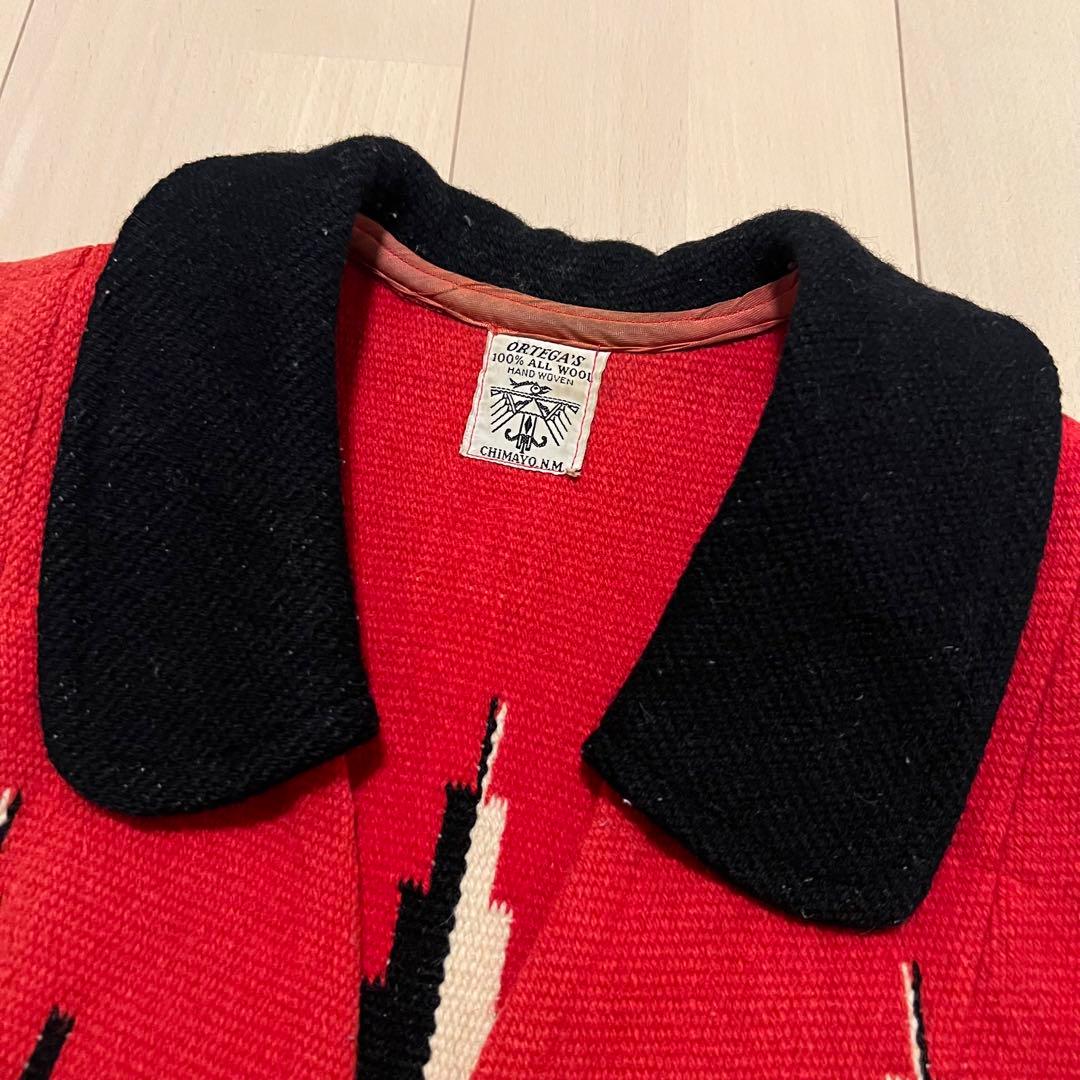 ORTEGA'S オルテガ ウールベスト 襟付き チマヨ 黒 赤