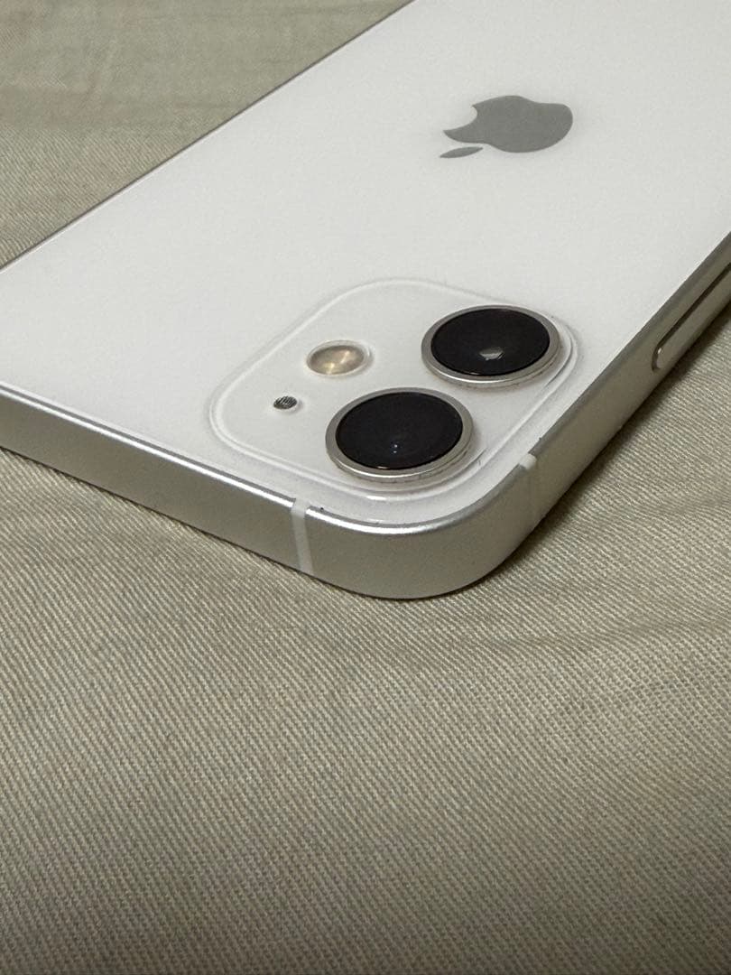 美品【打痕、擦れ少】Apple iPhone 12 mini 本体