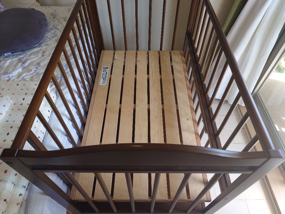 ベビーベッド　EASEすのこハイベッド