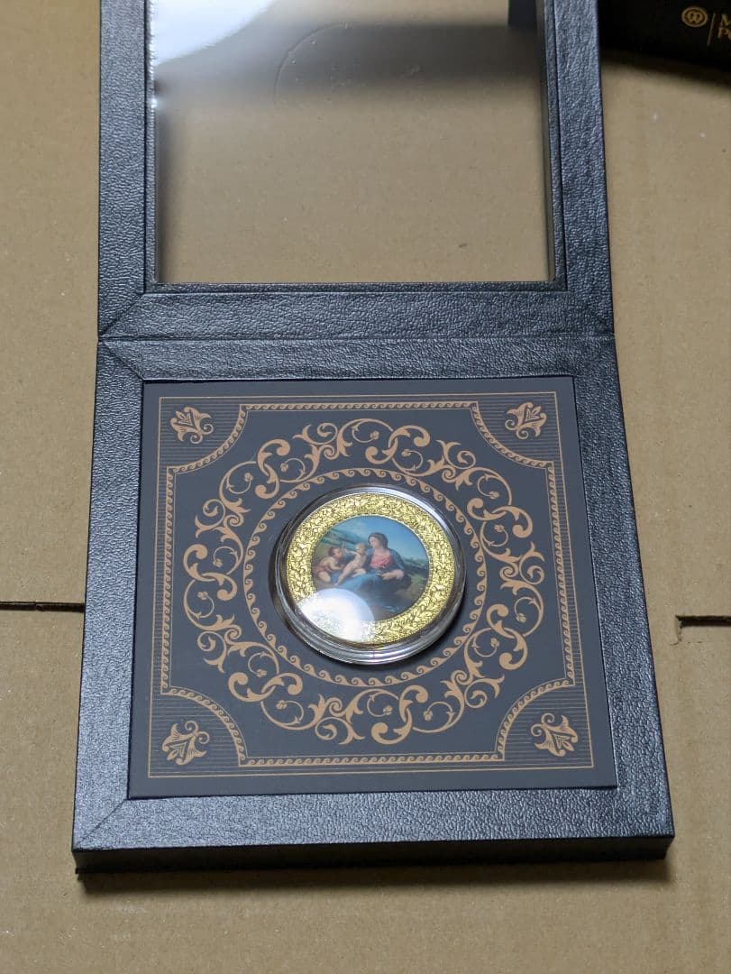 カメルーン　アルバの聖母　純銀