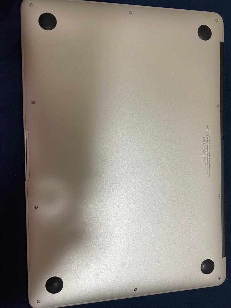 MacBook Air 2017 13inch 液晶割れ