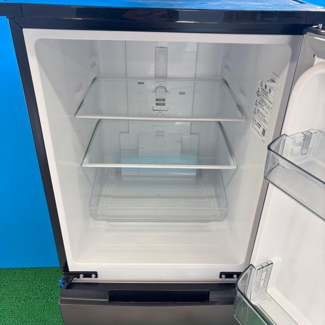 762 2023年　極美品　冷蔵庫　一人暮らし　小型　付け替えどっちもドア　関東