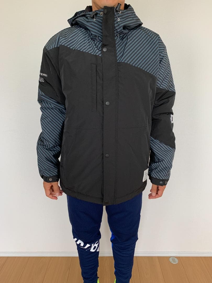 BONERA(ボネーラ)DIAG　軽量マウンテンコート(中綿入り)