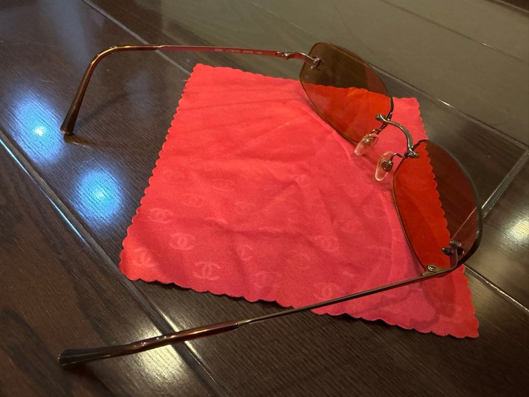 CHANEL オレンジレンズ サングラス