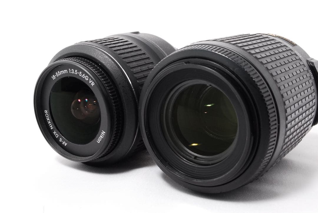 WiFi搭載◆Nikon D5300◆一眼レフカメラ◆手ぶれ補正◆レンズフード付