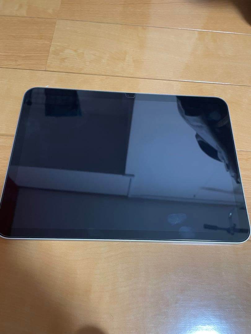 Apple iPad シルバー 本体　第10世代　美品