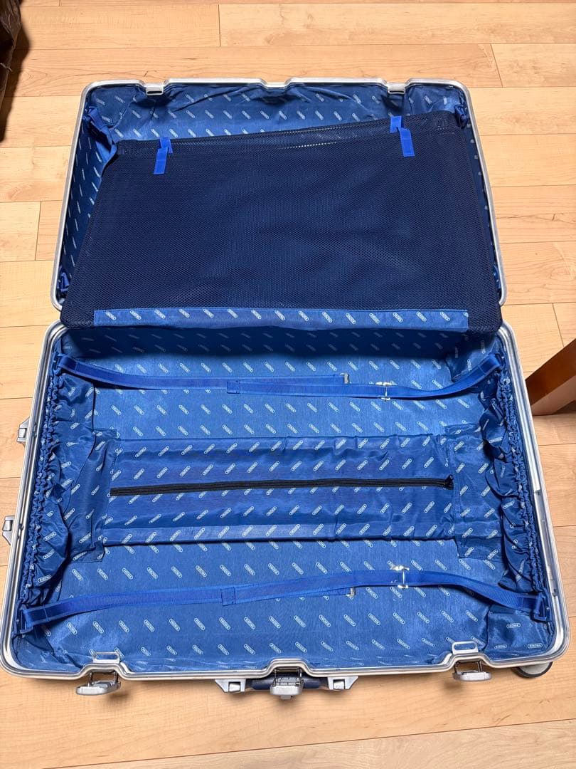 ■RIMOWA■リモワ■トパーズ■シルバーインテグラル82L 4輪　スーツケース
