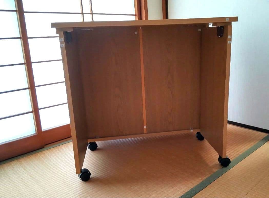 キャスター付　押入れ・クローゼット収納　折りたたみ式デスク　ミシン・作業台