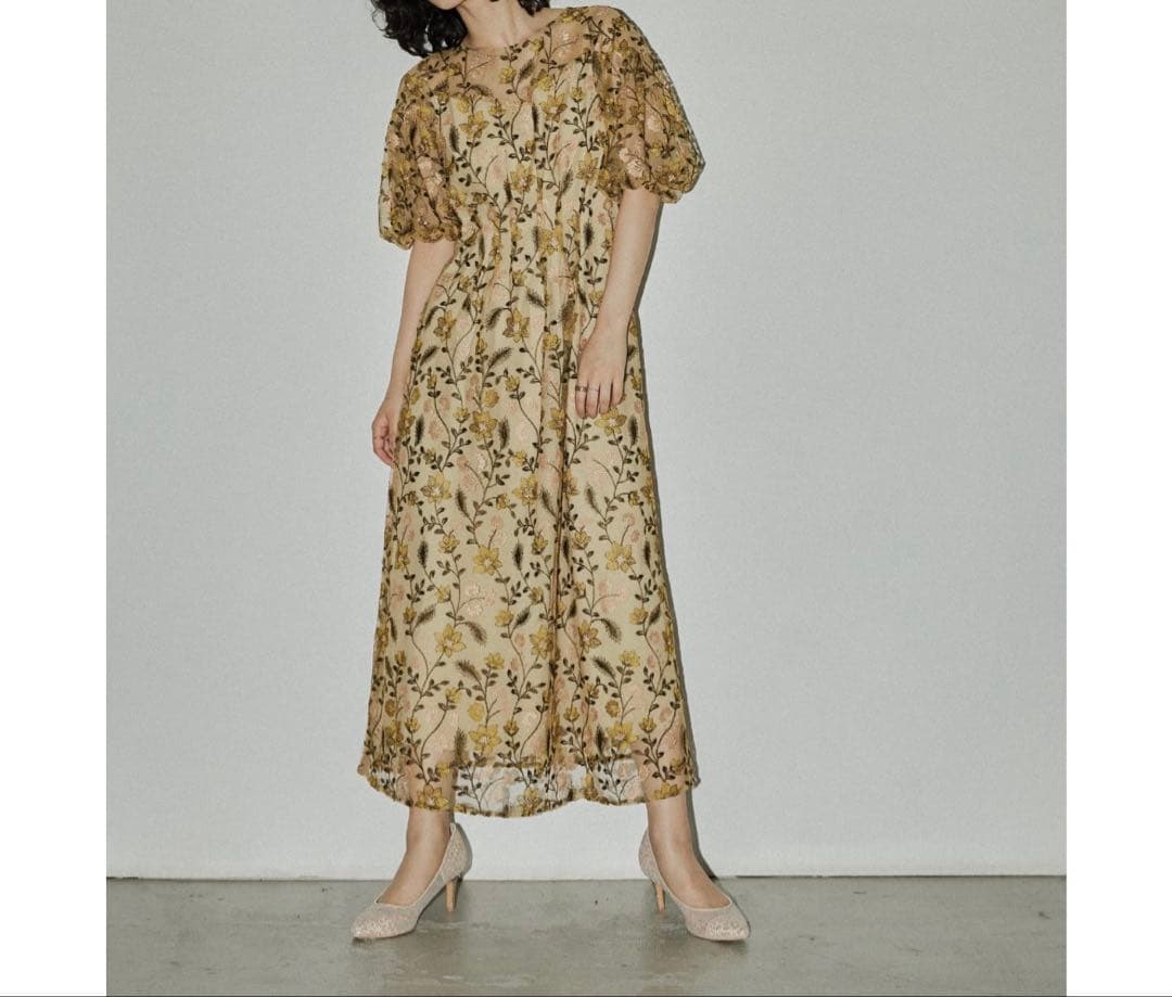 kana niana フラワー刺繍　ワンピース　イエロー　お呼ばれ　オケージョン