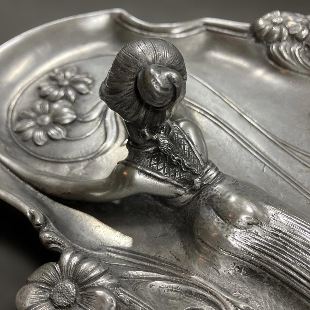 アール・ヌーヴォーデザイン ピュータートレー