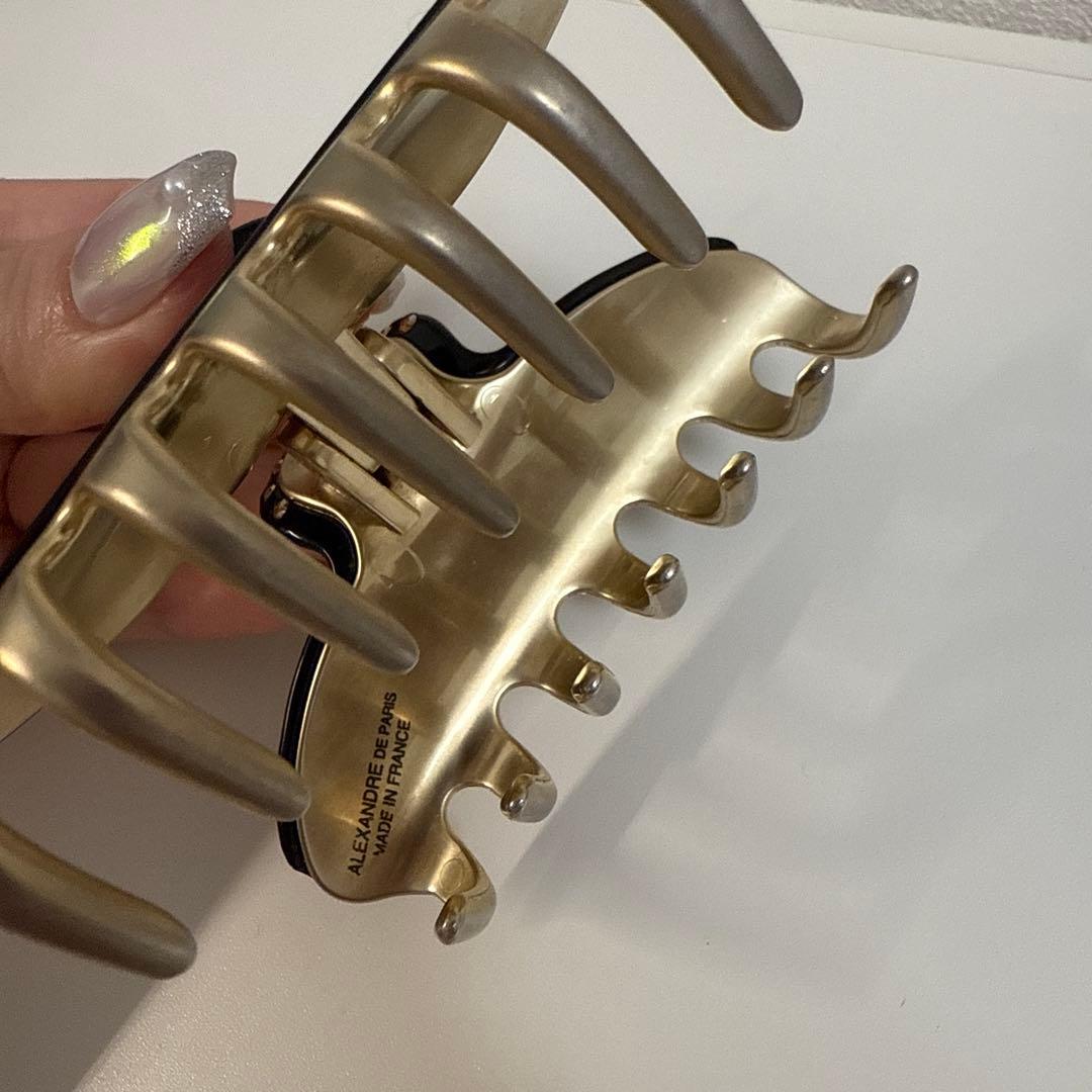 ALEXANDRE DE PARIS ブラックへアクリップMサイズ