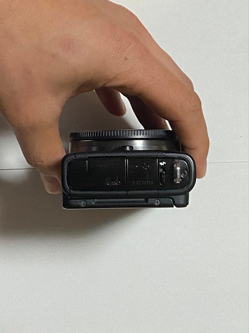 EOS M100 ダブルズームキット