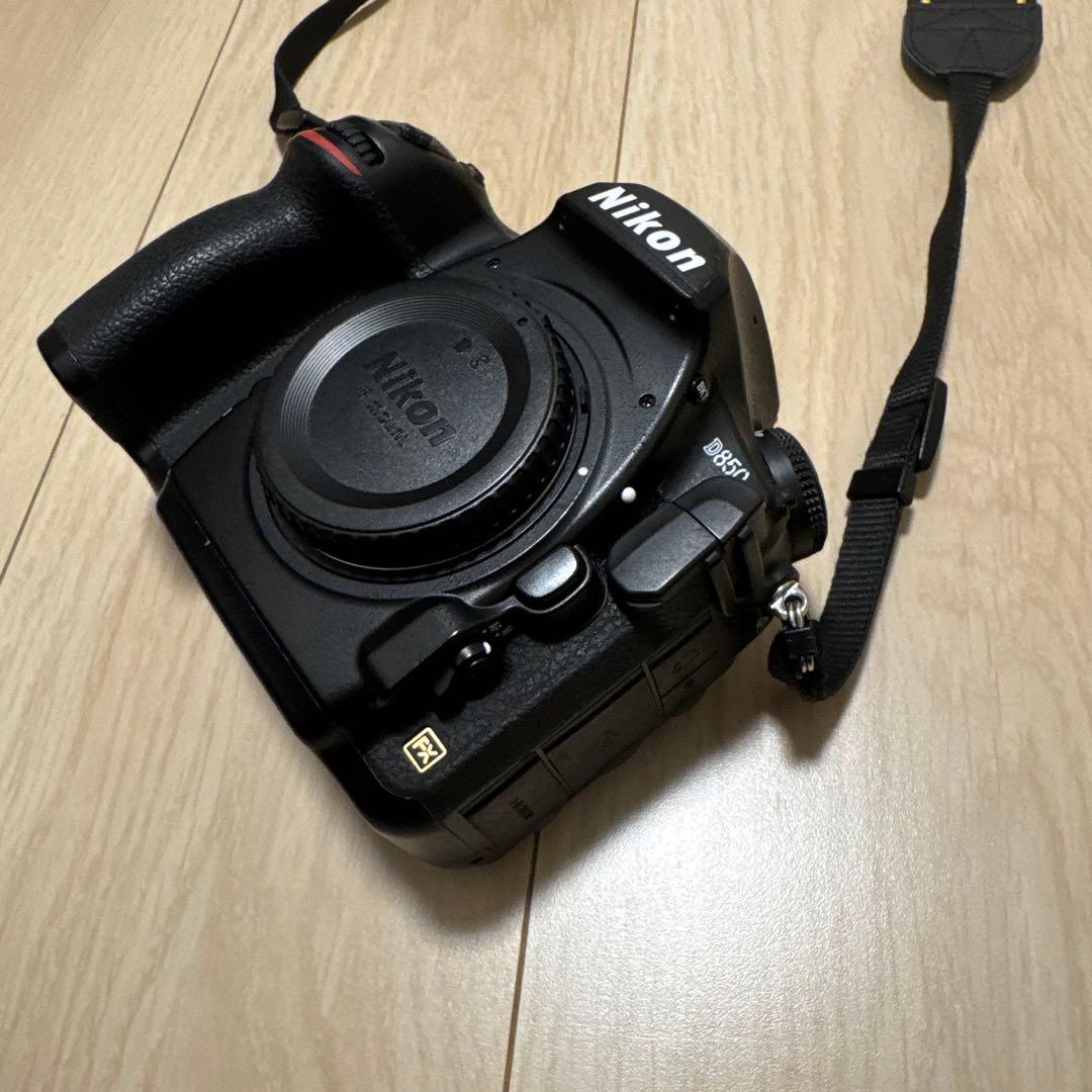 Nikon D850 元箱付き
