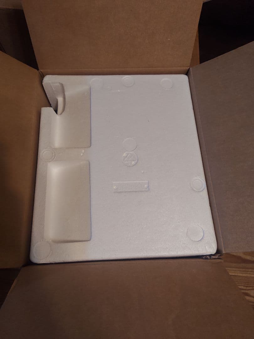 ナカトミ 除湿機 DM-10 新品未使用 送料無料 木造20畳 鉄筋40畳