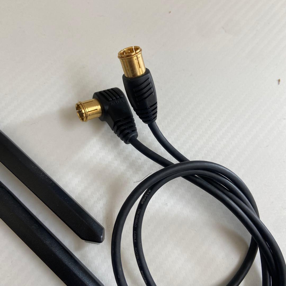 美品⭐️SHARP シャープ　32型　液晶テレビ　2023年製　youtube