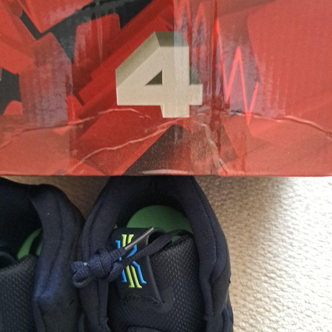 Kyrie Irving バスケットボールシューズ ネイビー