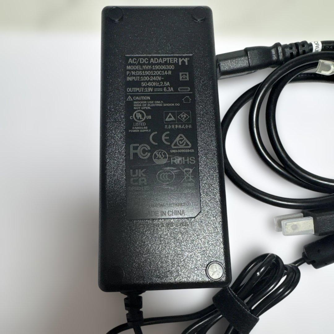 MINISFORUM HM90 HM90-16/512　小型デスクトップパソコン