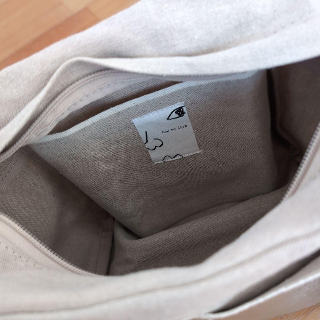 how to live ショルダーバッグ