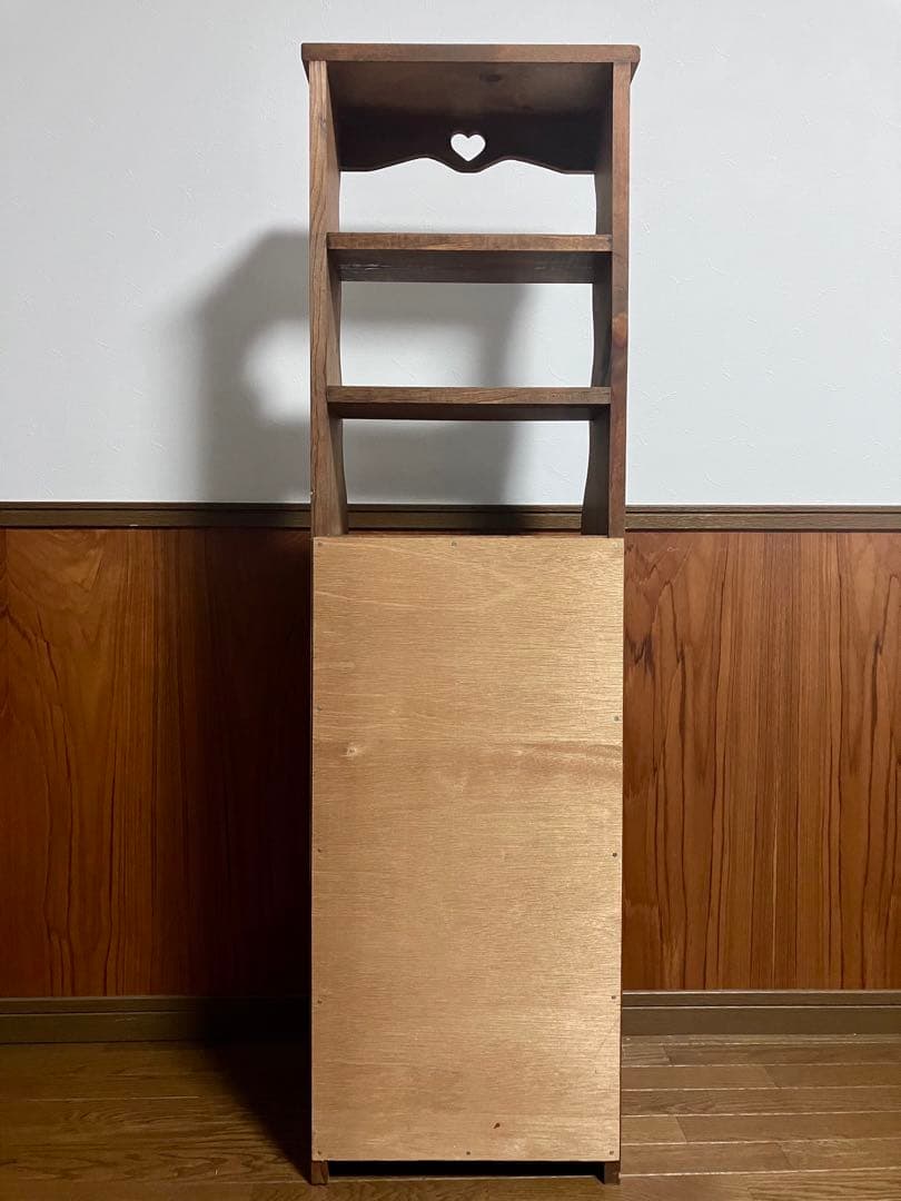 カントリー家具　ハートのキャビネットA