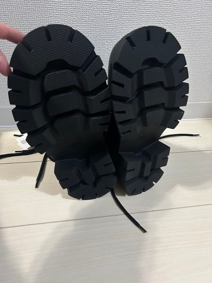 激レア　新品未使用　ZARA ボリュームレースアップブーツ　39 25 24.5