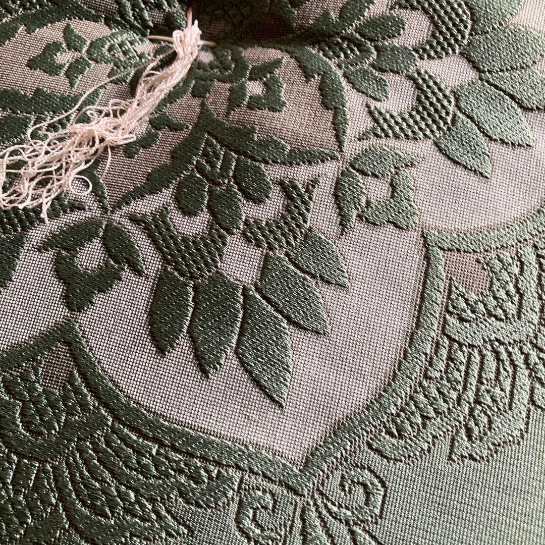 高級座布団５枚送料込み