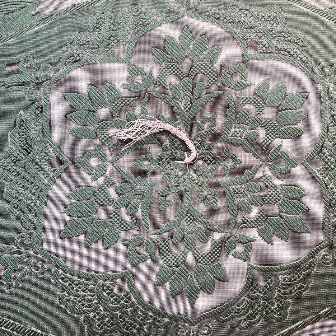 高級座布団５枚送料込み